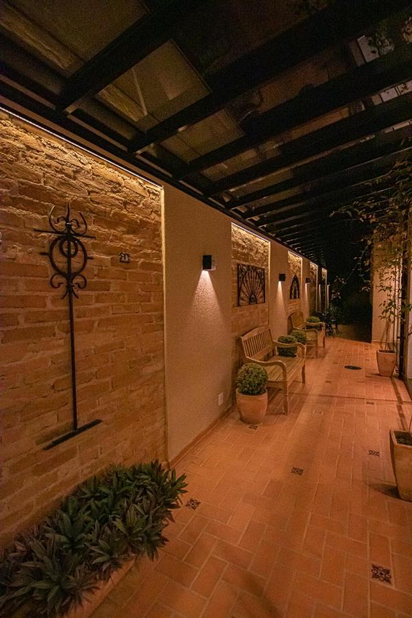Prado Hotel Amparo  Luaran gambar