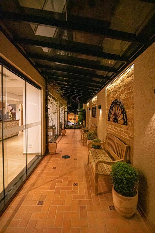 Prado Hotel Amparo  Luaran gambar