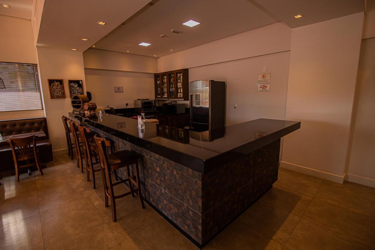 Prado Hotel Amparo  Luaran gambar